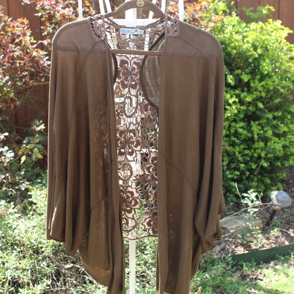 Unity Size 2x Brown Short Jacket w/ Floral Cutout - Picture 6 of 6